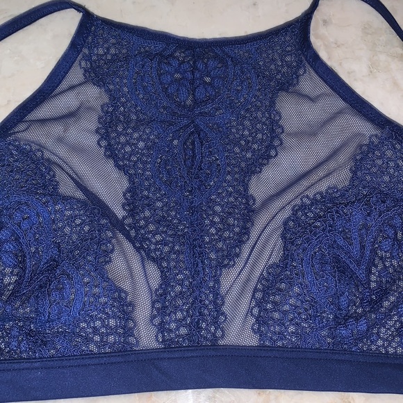 Victoria’s Secret’s bundle - Picture 11 of 11